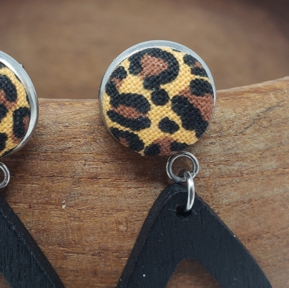 New Handmade | Fabric Button Wooden Earrings - Picture 3 of 4